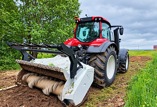 Трактор Valtra T235 с мульчером NIUBO TDD200 — фото 2