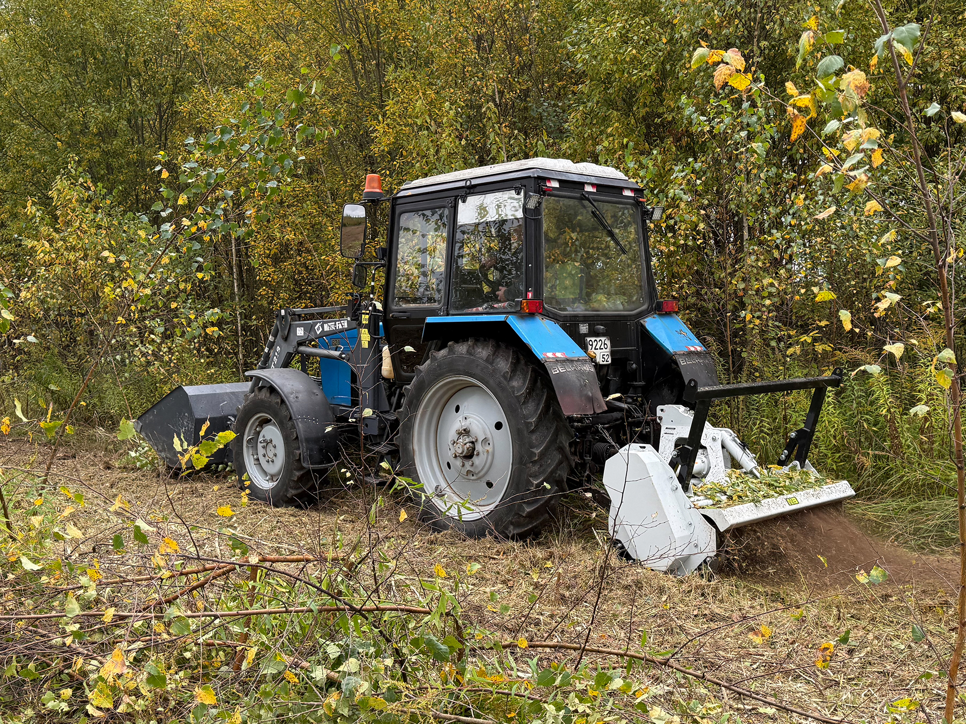 Беларус‑82.1 с мульчером NIUBO TMD 160
